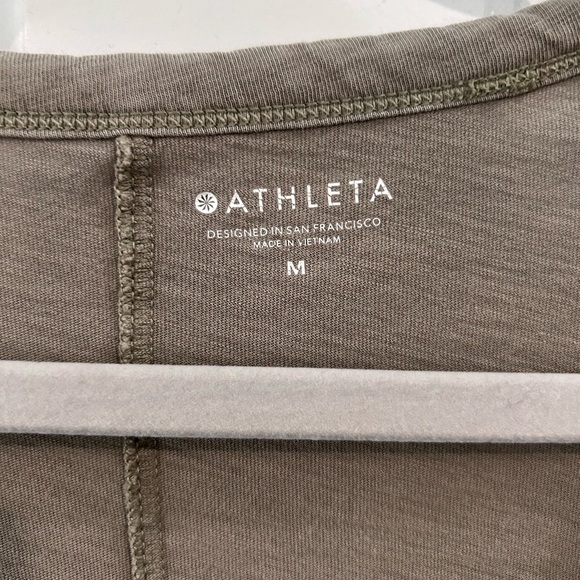 Athleta Oversized Scoop Neck Tee Women Sz M Boxy Layering Athleisure Workout - Picture 3 of 7